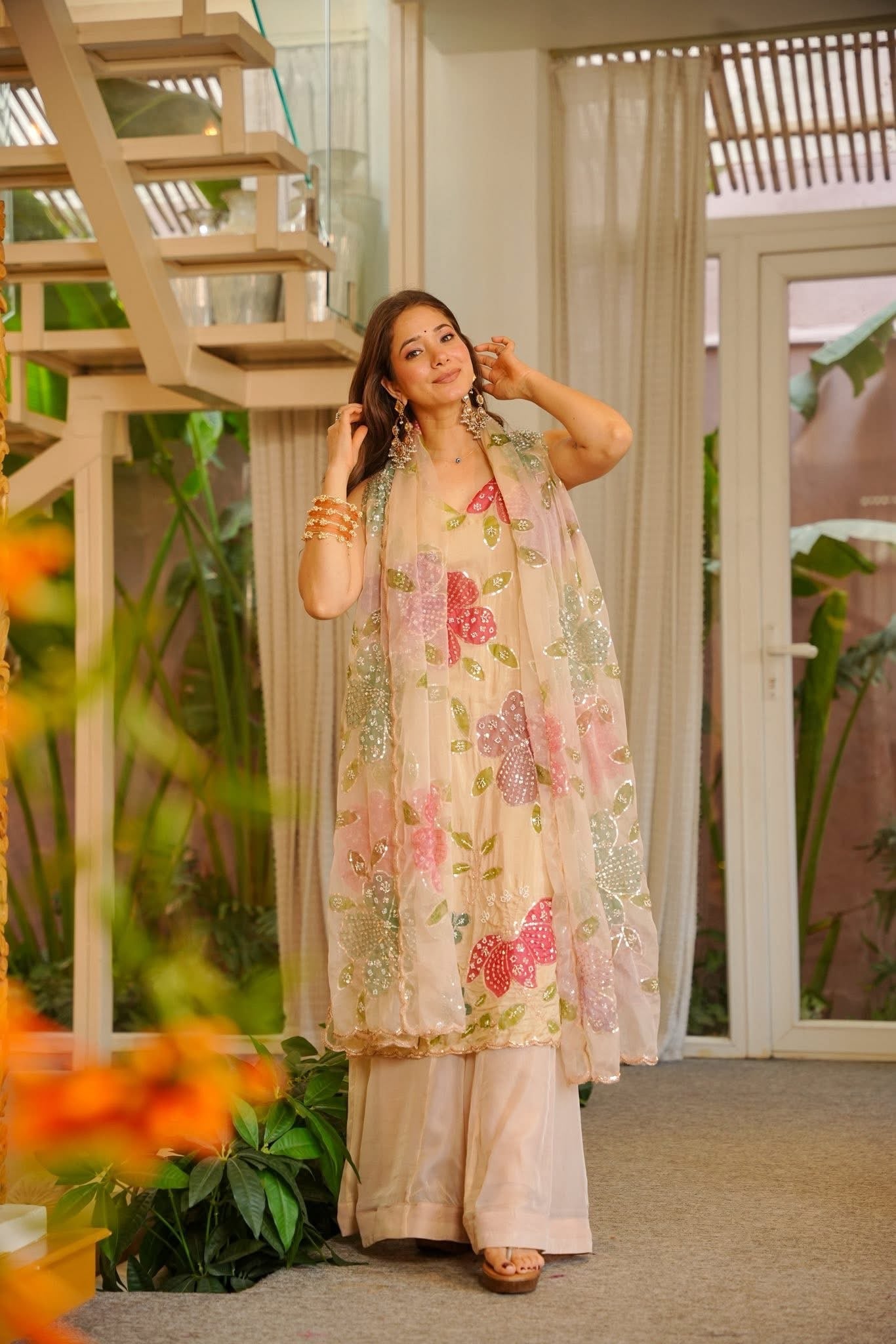 ZANSHI FLORAL HEAVY WEDDING KURTA SET