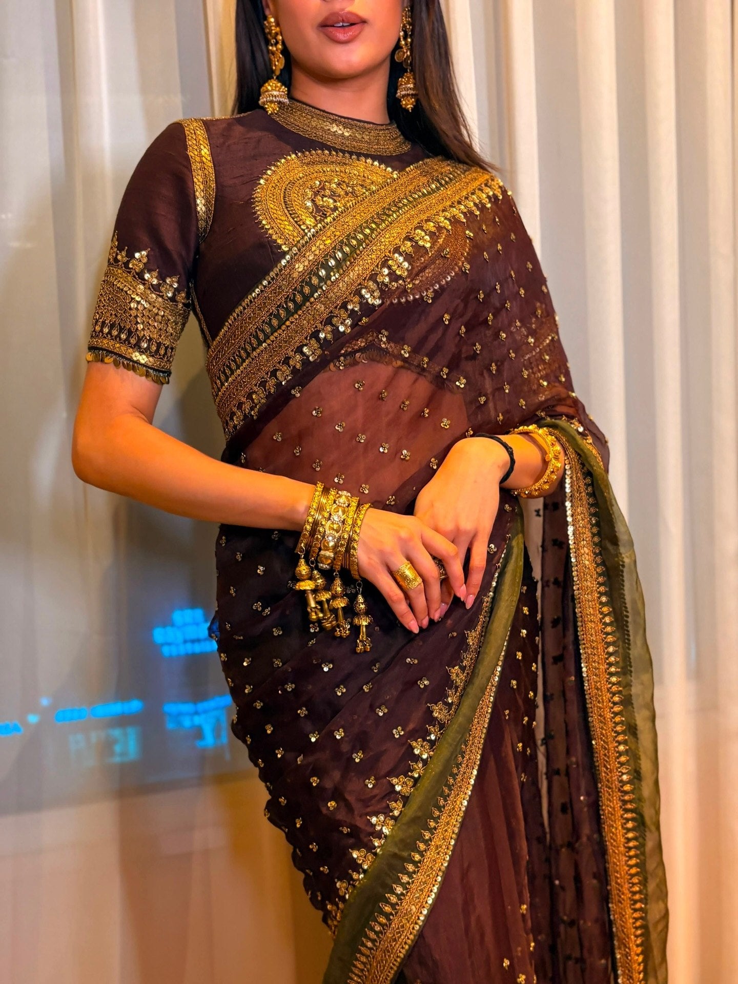Jhanvi Kapoor Peddi Beautiful Saree