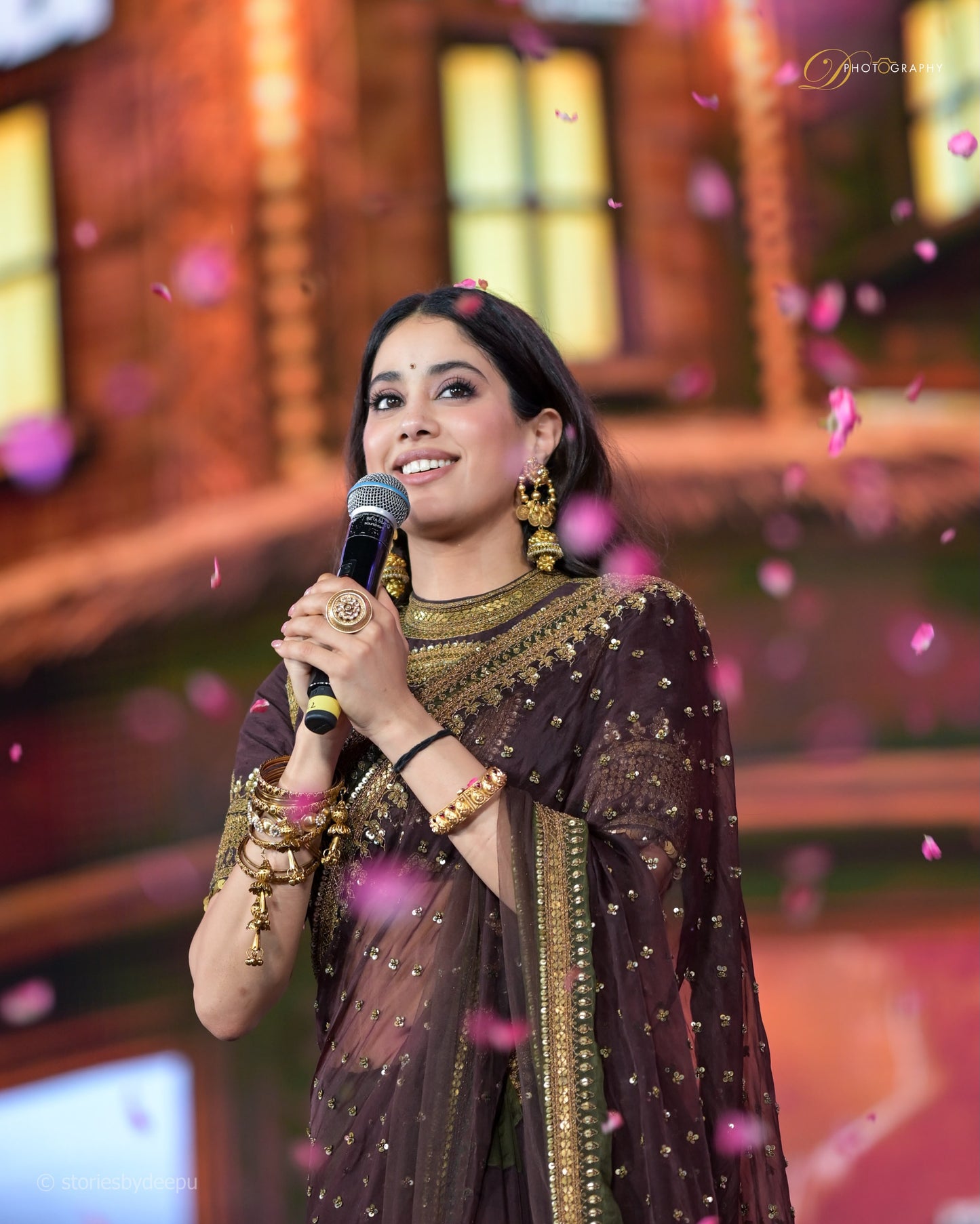 Jhanvi Kapoor Peddi Beautiful Saree