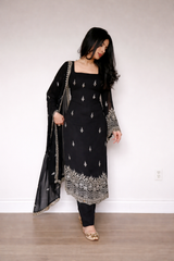 ADAA EMBROIDERED SEQUENCE SUIT SET