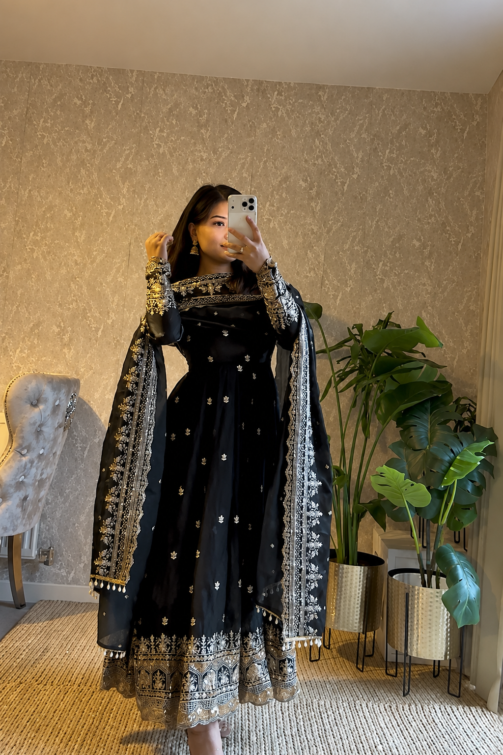 Gorgeous Anarkali Suit for Rich Look