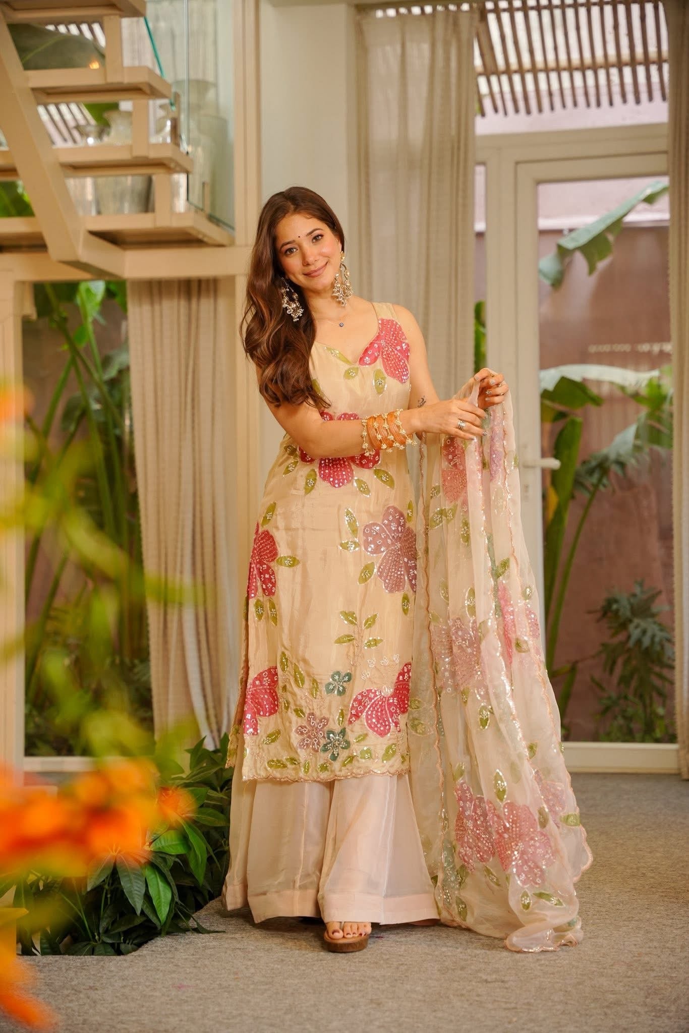 ZANSHI FLORAL HEAVY WEDDING KURTA SET